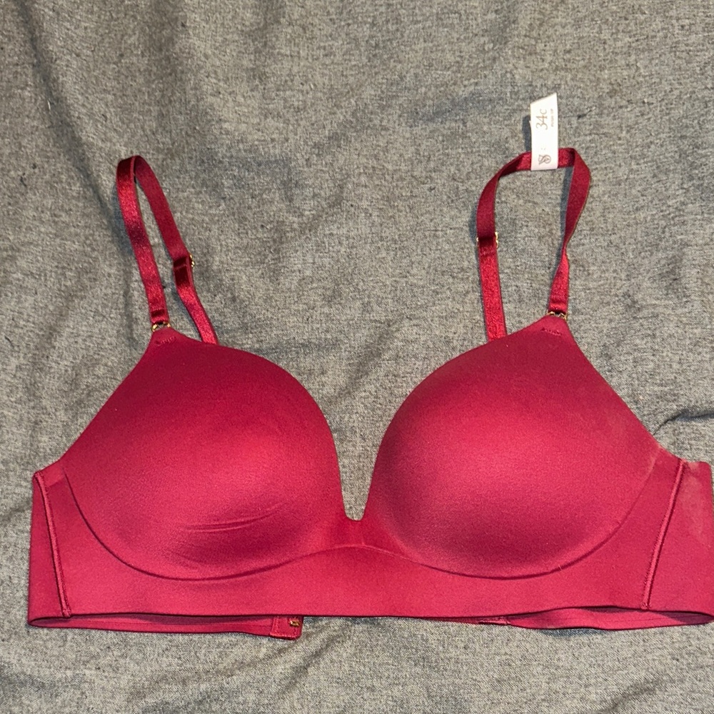 Victoria's Secret Dream Angels Plunge Deep Red Bra